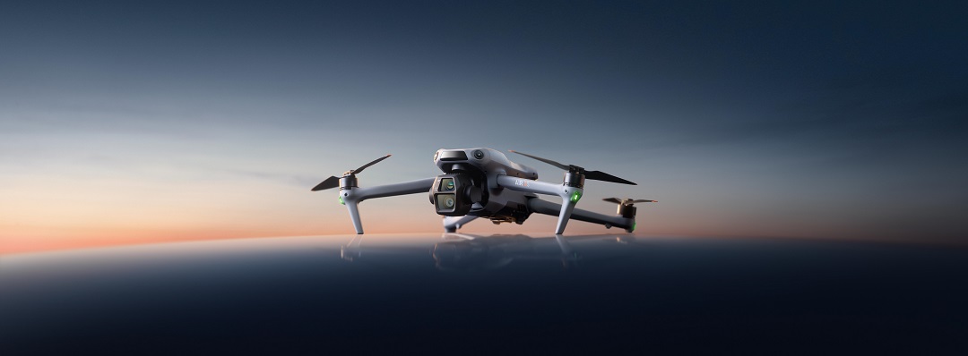 大疆正式发布DJI Air 3S，双摄旗舰旅拍无人机尽显日夜风光
